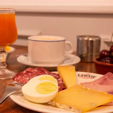 Og Millau Sud ホテル