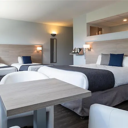 Og Millau Sud Otel *